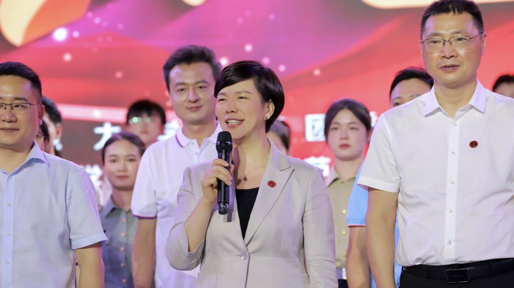 bw必威西汉姆联官方网站党委书记张艳。受访单位供图