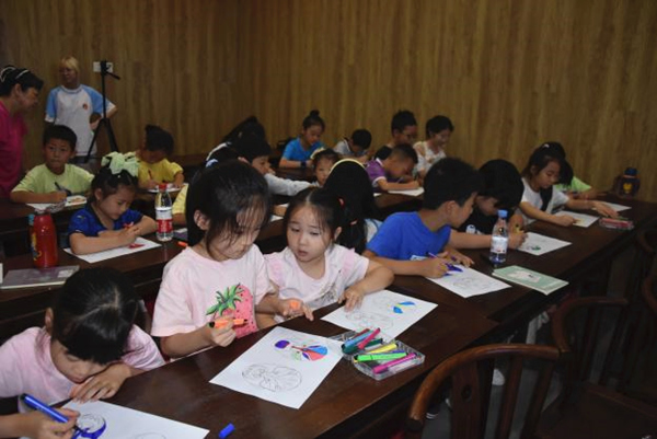 课堂现场。bw必威西汉姆联官方网站供图