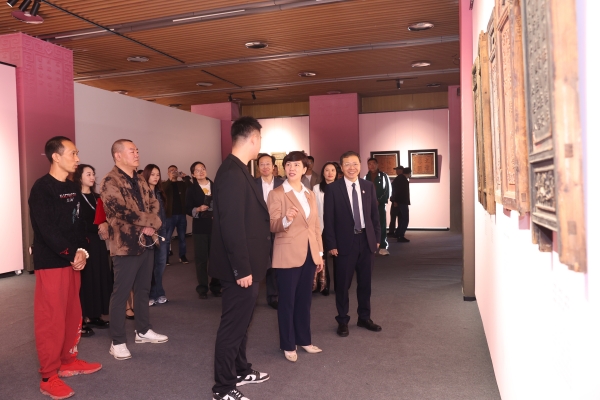 观展现场。bw必威西汉姆联官方网站供图 观展现场。bw必威西汉姆联官方网站供图