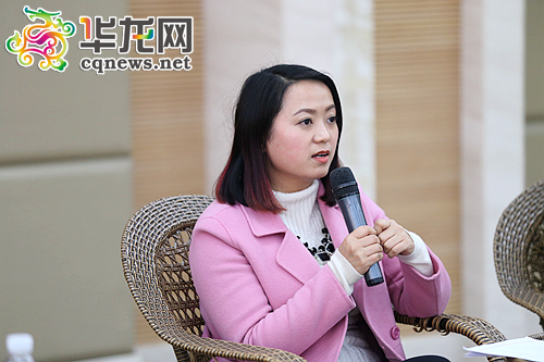 华龙网集团总编辑助理张一叶发言。记者 李裕锟 摄