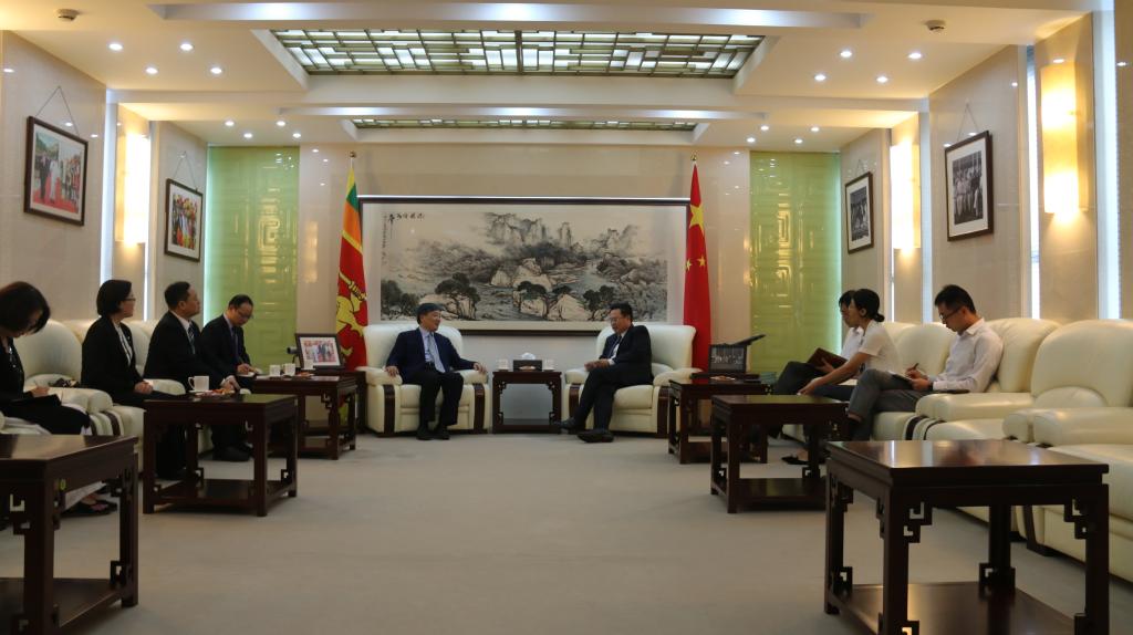 程大使会见bw必威代表团